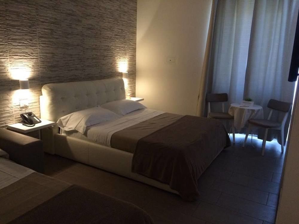 Domus Castroni Pompeo Magno Bed and Breakfast Ρώμη Εξωτερικό φωτογραφία